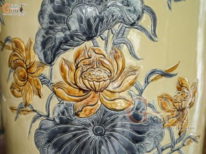 Đôi lộc bình men hoàng tộc đắp nổi Công Đào Phú Quý kênh, cao 1m4