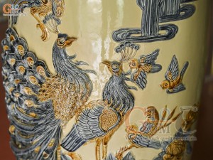 Đôi lộc bình men hoàng tộc đắp nổi Công Đào Phú Quý kênh, cao 1m4