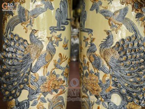 Đôi lộc bình men hoàng tộc đắp nổi Công Đào Phú Quý kênh, cao 1m4