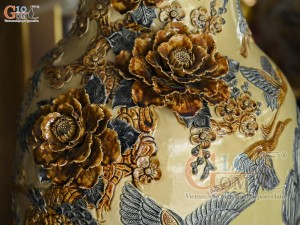 Đôi lộc bình men hoàng tộc đắp nổi Công Đào Phú Quý kênh, cao 1m4