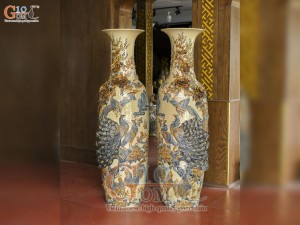 Đôi lộc bình men hoàng tộc đắp nổi Công Đào Phú Quý kênh, cao 1m6