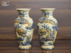 Đôi lộc bình men hoàng tộc đắp nổi Rồng Phúc Mãn, cao 28cm