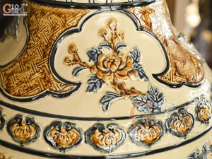 Đôi lộc bình men hoàng tộc đắp nổi tứ cảnh Phúc Đức, cao 1m6