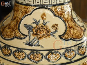 Đôi lộc bình men hoàng tộc đắp nổi tứ cảnh Phúc Đức, cao 1m6