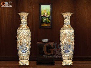 Đôi lộc bình men hoàng tộc đắp nổi tứ cảnh Phúc Đức, cao 1m6