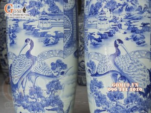 Đôi lộc bình men lam cổ họa tiết Bích Thu Đồ, cao 1m55