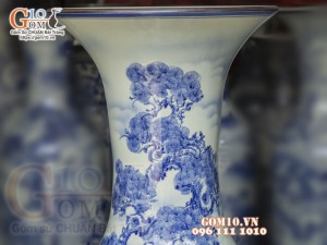 Đôi lộc bình men lam cổ họa tiết Tùng Hạc Diên Niên, cao 1m55