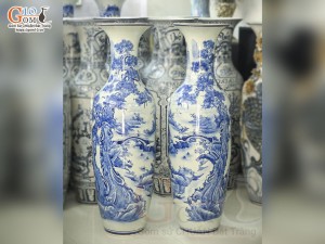 Đôi lộc bình men lam cổ vẽ cảnh Sơn Thủy Hữu Tình, cao 1m40