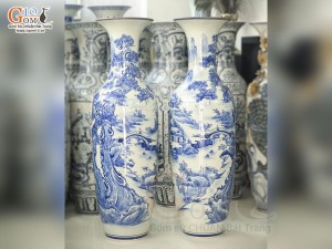 Đôi lộc bình men lam cổ vẽ cảnh Sơn Thủy Hữu Tình, cao 1m40