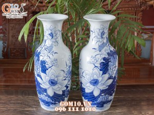 Đôi lộc bình men lam cổ vẽ Hoa sen cao 50cm