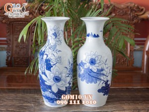 Đôi lộc bình men lam cổ vẽ Hoa sen cao 50cm