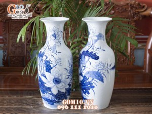 Đôi lộc bình men lam cổ vẽ Hoa sen cao 50cm