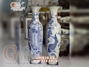 Đôi lộc bình men lam cổ vẽ Phúc - Đức hàng vẽ kĩ 155cm (cả chân kê)