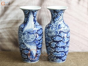 Đôi lộc bình men lam cổ vẽ Phượng băng, cao 33cm