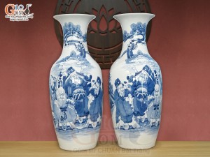 Đôi lộc bình men lam cổ vẽ Tam Đa cao 42cm