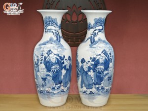 Đôi lộc bình men lam cổ vẽ Tam Đa cao 50cm