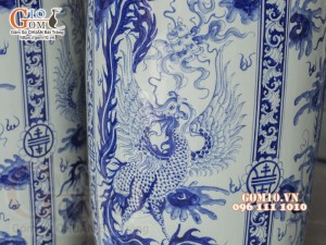 Đôi lộc bình men lam cổ vẽ Tứ Linh, cao 1m75