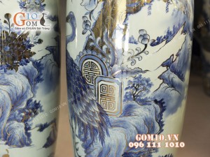 Đôi lộc bình men lam họa tiết Công Tùng, cao 1m4 - vẽ Vàng 24k