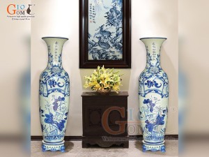 Đôi lộc bình men lam họa tiết Phúc Đức, cao 1m2
