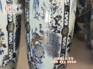 Đôi lộc bình men lam họa tiết Tứ Cảnh Tùng Cúc Trúc Mai, cao 1m4