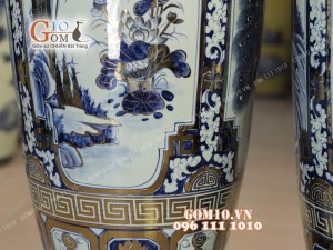 Đôi lộc bình men lam họa tiết Tứ Cảnh Tùng Cúc Trúc Mai, cao 1m4