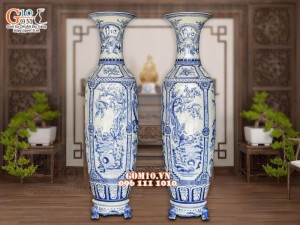 Đôi lộc bình men lam nổi họa tiết Tùng Cúc Trúc Mai, cao 1m75 (cả chân kê)