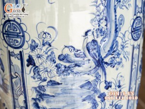 Đôi lộc bình men lam nổi họa tiết Tùng Cúc Trúc Mai, cao 1m75 (cả chân kê)