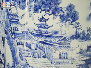 Đôi lộc bình men lam vẽ cảnh Tùng Chùa, cao 1m60