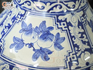 Đôi lộc bình men lam vẽ cảnh Tùng Chùa, cao 1m60