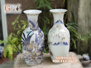 Đôi lộc bình men lam vẽ Kim Kê Đại Cát cao 50cm - vẽ vàng