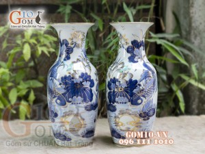 Đôi lộc bình men lam vẽ Lý Ngư Vọng Nguyệt cao 40cm - vẽ vàng