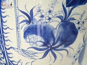 Đôi lộc bình men lam vẽ Phúc Đức Trường Thọ, cao 1m40