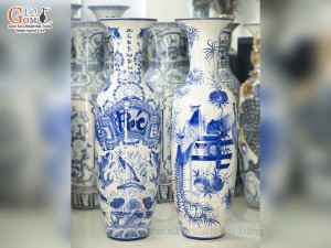 Đôi lộc bình men lam vẽ Phúc Đức Trường Thọ, cao 1m40