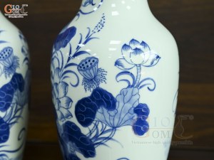 Đôi lộc bình men lam vẽ Sen Đại Cát, cao 60cm