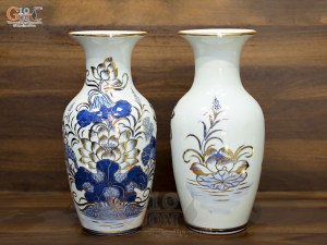 Đôi lộc bình men lam vẽ Sen Đại Cát vẽ vàng, cao 30cm