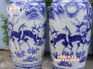 Đôi lộc bình men lam vẽ Tùng Lộc, cao 1m