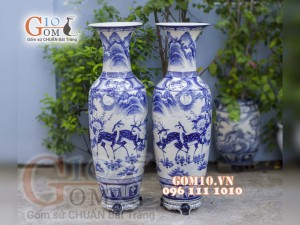 Đôi lộc bình men lam vẽ Tùng Lộc, cao 1m