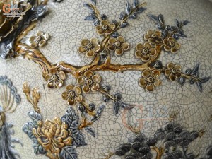 Đôi lộc bình men màu đắp nổi Công Đào kênh, cao 1m60