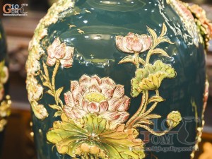 Đôi lộc bình men màu đắp nổi Công Đào Phúc Đức nền xanh lục bảo vẽ vàng 24k, cao 56cm