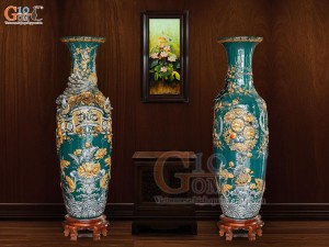 Đôi lộc bình men màu đắp nổi Đức Phúc kênh, nền vàng cao 1m6