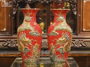 Đôi lộc bình men màu đắp nổi Rồng Như Ý nền đỏ vẽ vàng 24k, cao 55cm