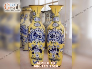 Đôi lộc bình men màu nền vàng, vẽ Phúc Đức – Hàng vẽ kĩ , Cao 1m4