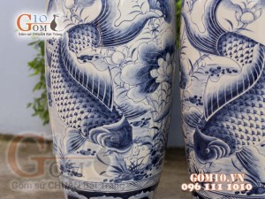 Đôi lộc bình men màu vẽ Lý Ngư Vọng Nguyệt, cao 1m
