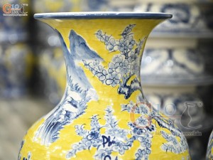 Đôi lộc bình men màu vẽ Phú Quý Trường Xuân nền vàng, cao 70cm