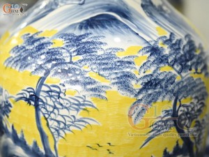 Đôi lộc bình men màu vẽ Phú Quý Trường Xuân nền vàng, cao 70cm