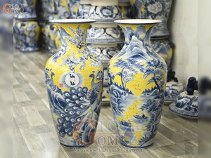 Đôi lộc bình men màu vẽ Phú Quý Trường Xuân nền vàng, cao 70cm