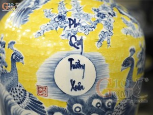 Đôi lộc bình men màu vẽ Phú Quý Trường Xuân nền vàng, cao 70cm