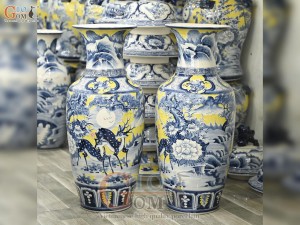 Đôi lộc bình men màu vẽ Tùng Lộc nền vàng, cao 80cm