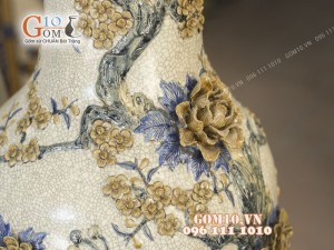 Đôi lộc bình men rạn cổ đắp nổi Công Đào , cao 1m4