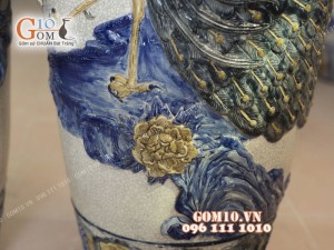 Đôi lộc bình men rạn cổ đắp nổi Công Đào , cao 1m4